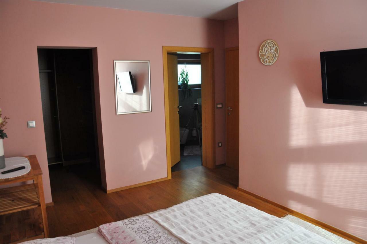 Apartma Rosa Spodnji Otok Exterior foto